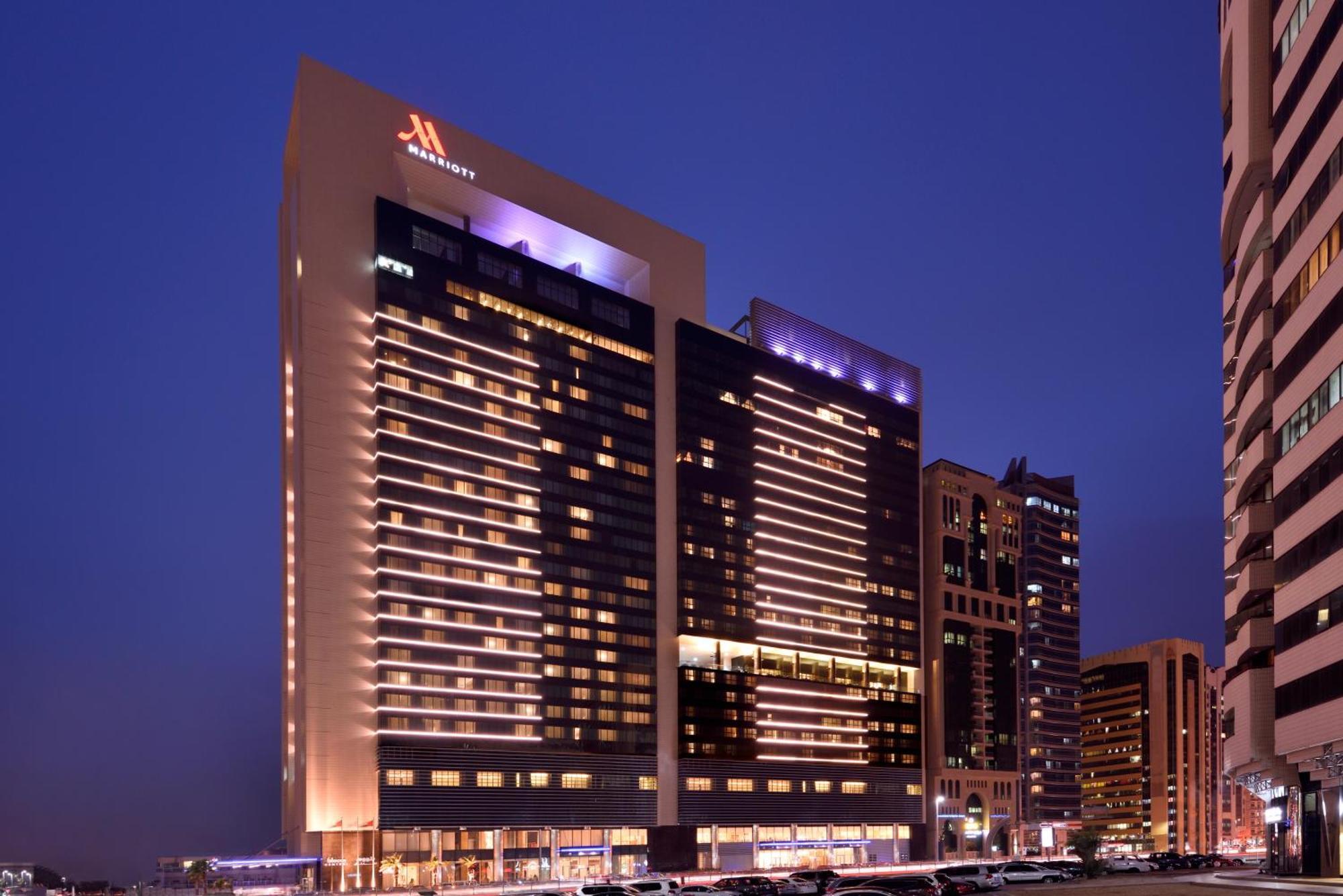 Marriott Executive Apartments Downtown, Абу Даби Екстериор снимка