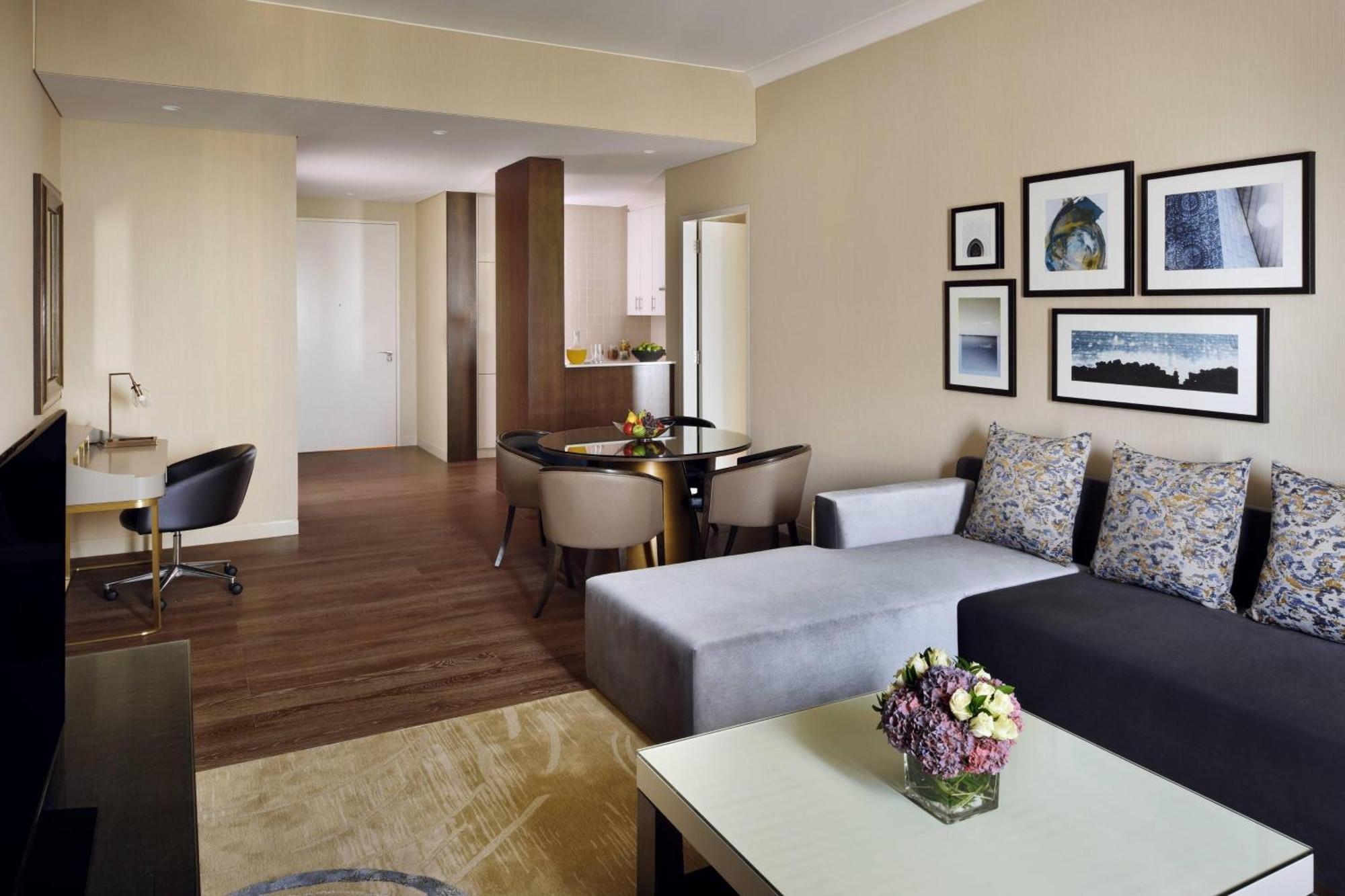 Marriott Executive Apartments Downtown, Абу Даби Екстериор снимка